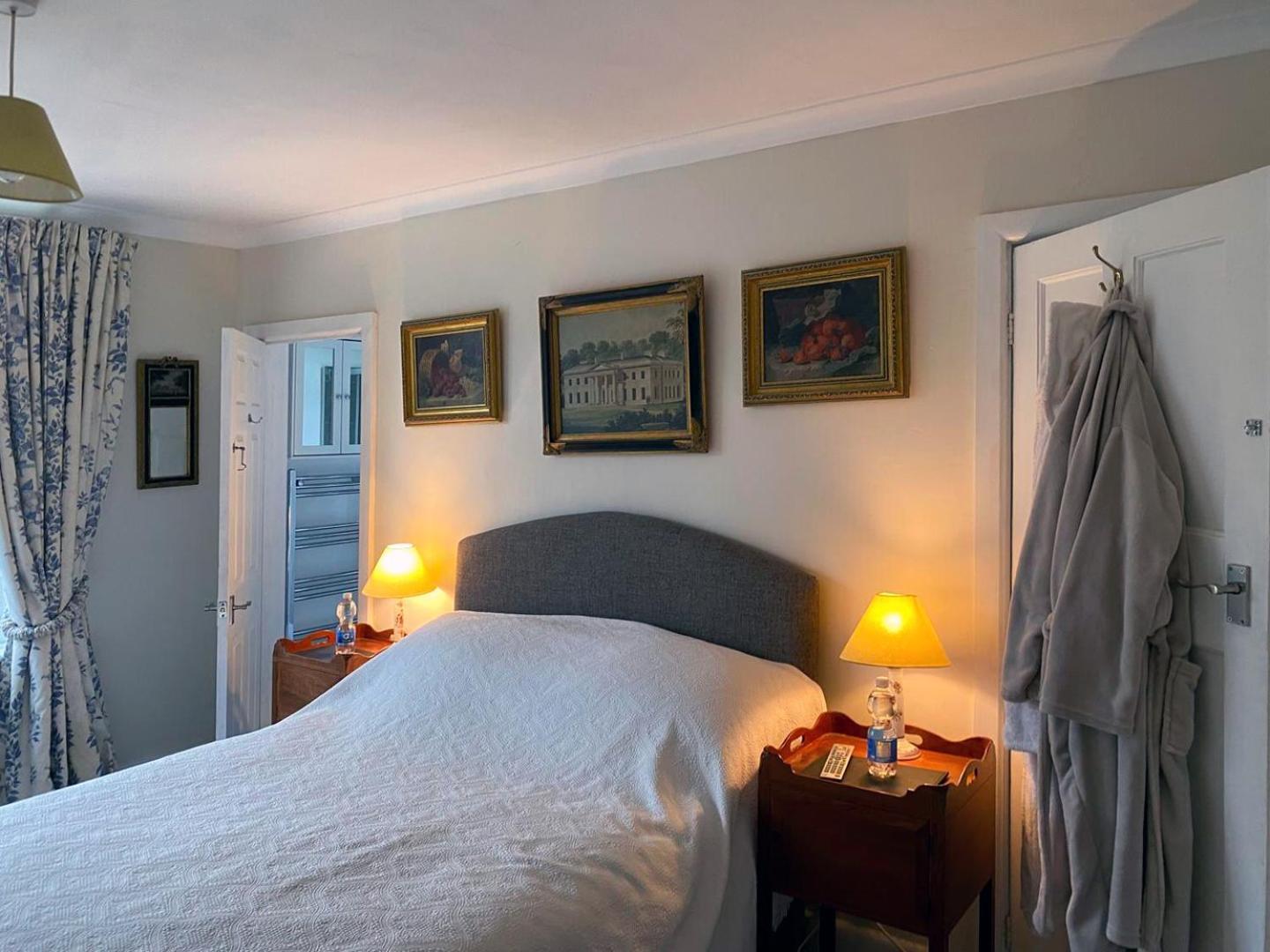 Вилла Residential 3 Bed House Harnham Солсбери Экстерьер фото